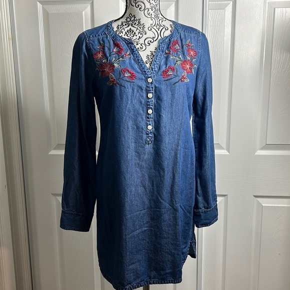 Express Embroidered Blue Pullover Button Dress XS V Neck - Picture 1 of 5